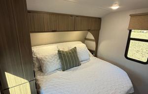 2026 Luxurious 2 Bedroom Bunkhouse