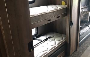 2019 Fleetwood RV Discovery 38N