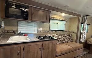 COZY 2017 KZ Spree Escape E250S