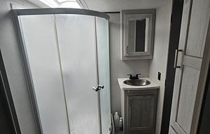2021 Keystone RV Sprinter 32BH RV rental photo 7
