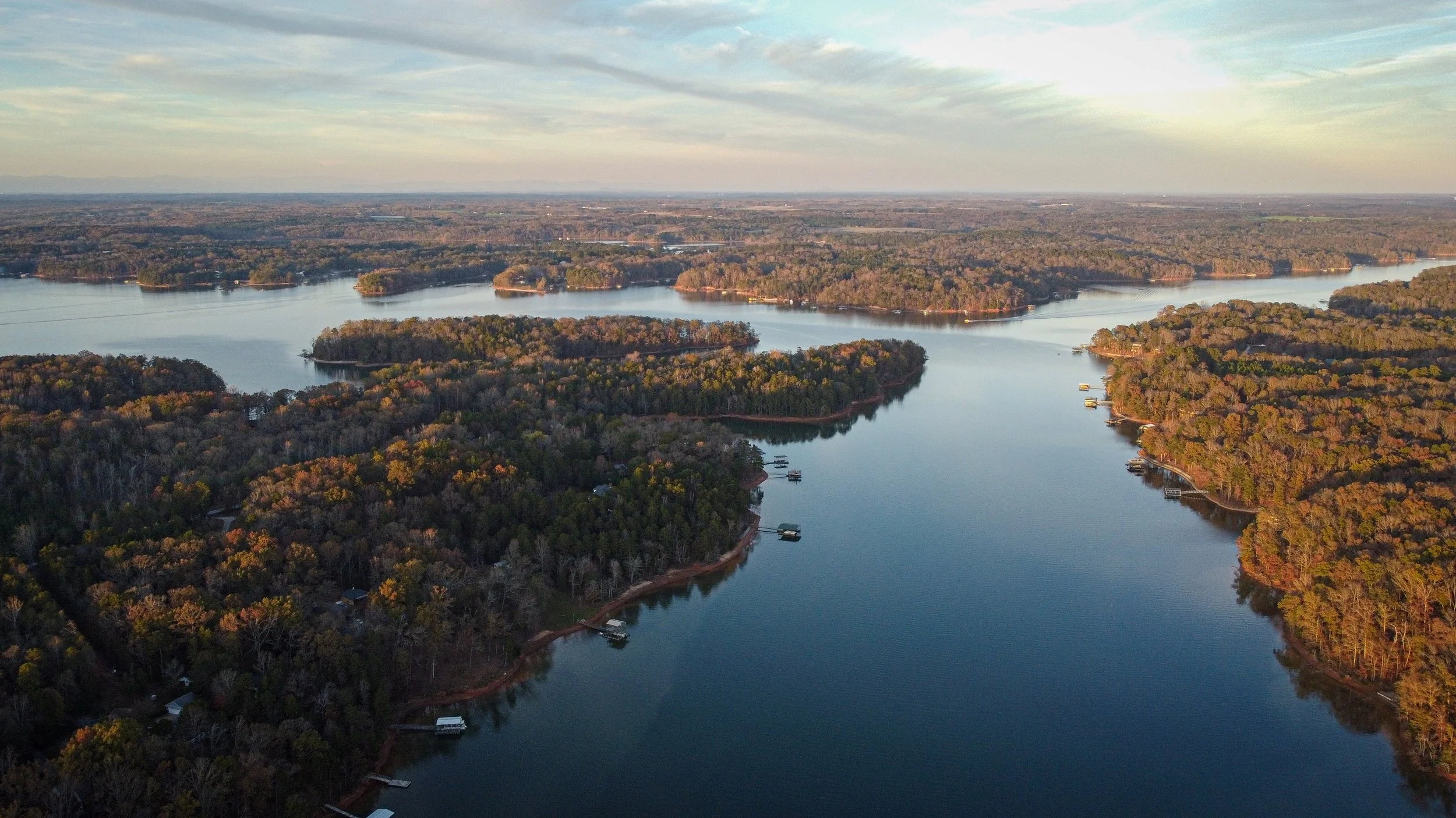 Hartwell Cove Resort