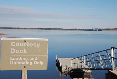 Courtesy dock at boat ramp