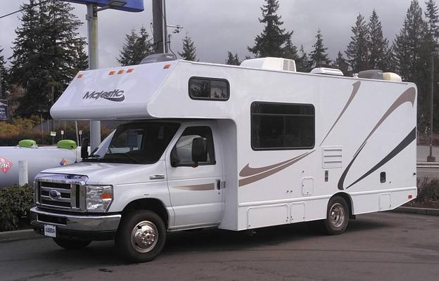 2018 Thor Motor Coach Majestic 23A.