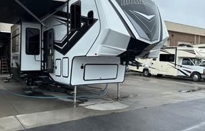 Grand Design Toy Hauler With 3 A/C units 40 foot