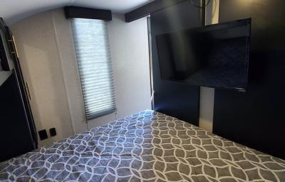 Beach house on wheels! Delivery only.