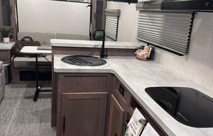 The Labrador Lodge – Pet-Friendly, Off-Grid Camper
