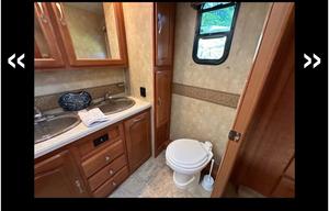 2007 Forest River RV Georgetown XL 330TS RV rental photo 10
