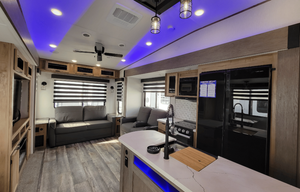 Big Blue Dog Friendly 5th wheel