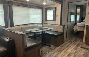 2019 Keystone hideout 29 dfswe luxury sleeps 10