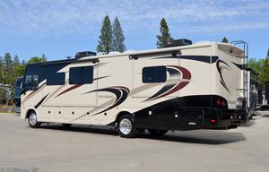 Enzo: New, Kid friendly, 2 full bath, washer/dryer