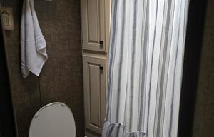 2013 Gateway 3200 RS RV rental photo 7