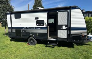 Aaron's 2026 Springdale 18' bunkhouse