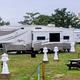 LARGE renovated 5th wheel 2 bdrm w. delivery