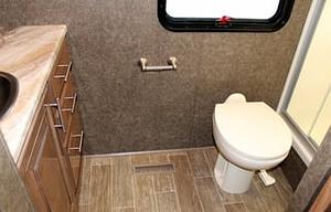 2020 Thor Motor Coach Miramar 37.1