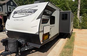 Golden Getaways Family RV – Sleeps 8 - 10