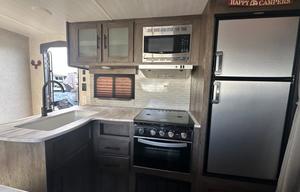 2021 Salem Cruise Lite T241BHXL RV rental photo 3