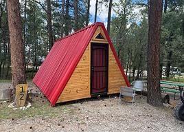 Bonnie & Clyde's Cool Pines RV Park