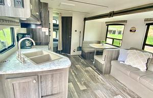 2020 Fully equipped, camping supplies