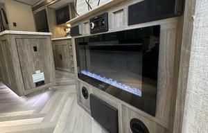 Spacious GLAMPING in “Big Gem”
