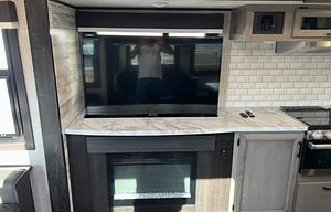 2023 Jayco Whitehawk 36' Sleeps 5