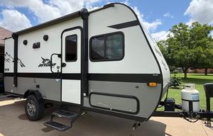 2022 Jay Flight SLX 7 174BH RV rental photo 5