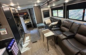 Keystone Hideout 29DFS Bunkhouse