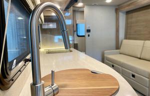 Mercedes Class C, 5pp,Solar,AC,Generator, Starlink