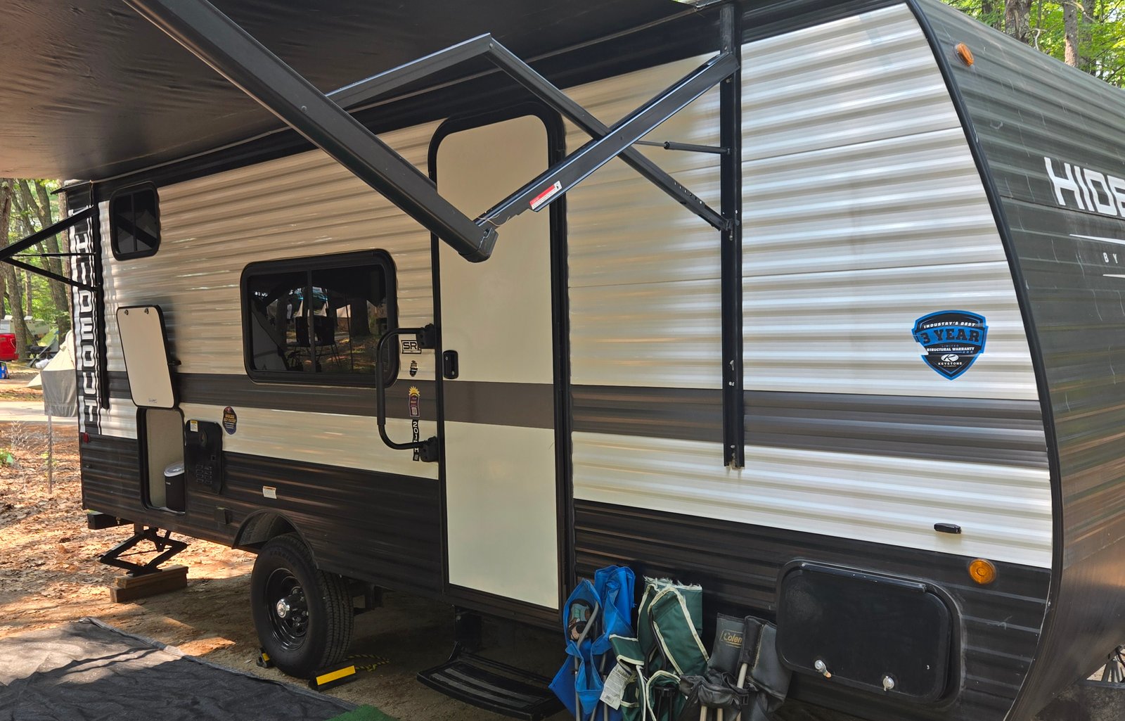 Cozy Family Escape 2024 Keystone Hideout RV
