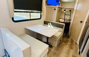 2022 EAST TO WEST Alta 2100MBH