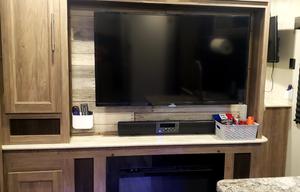 Pride of Texas Family Friendly Zinger RV