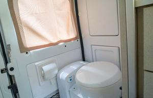 2022 Thor Motor Coach Rize 18M RV rental photo 14