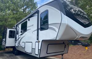 2022 Keystone RV Cougar 368MBI