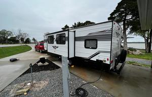 Fully Stocked, Double Bunk | Sleeps 6-8 | 2022 RV