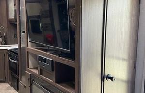 2021 Winnebago Industries Towables Voyage 3033BH RV rental photo 17