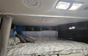 2010 Four Winds RV Chateau 31B