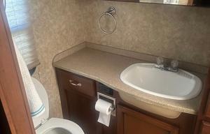 2013 Fleetwood RV Bounder Classic 36H