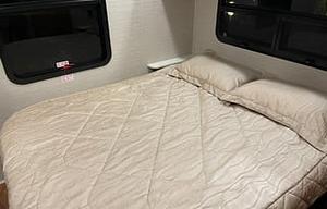 Group-Friendly Jayco Greyhawk Bunk Floorplan