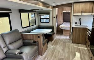 Grand Design Imagine 2800BH Family Travel Trailer