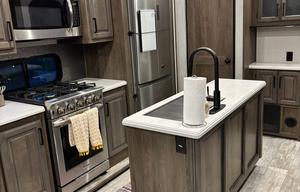 Stocked 5th Wheel | King Bed & Generator Included