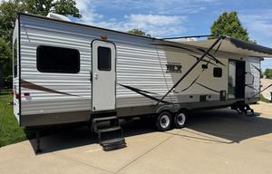 The Frontier – Extended Stay Retreat