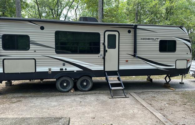 2019 Keystone Hideout Experience RVing in Style!
