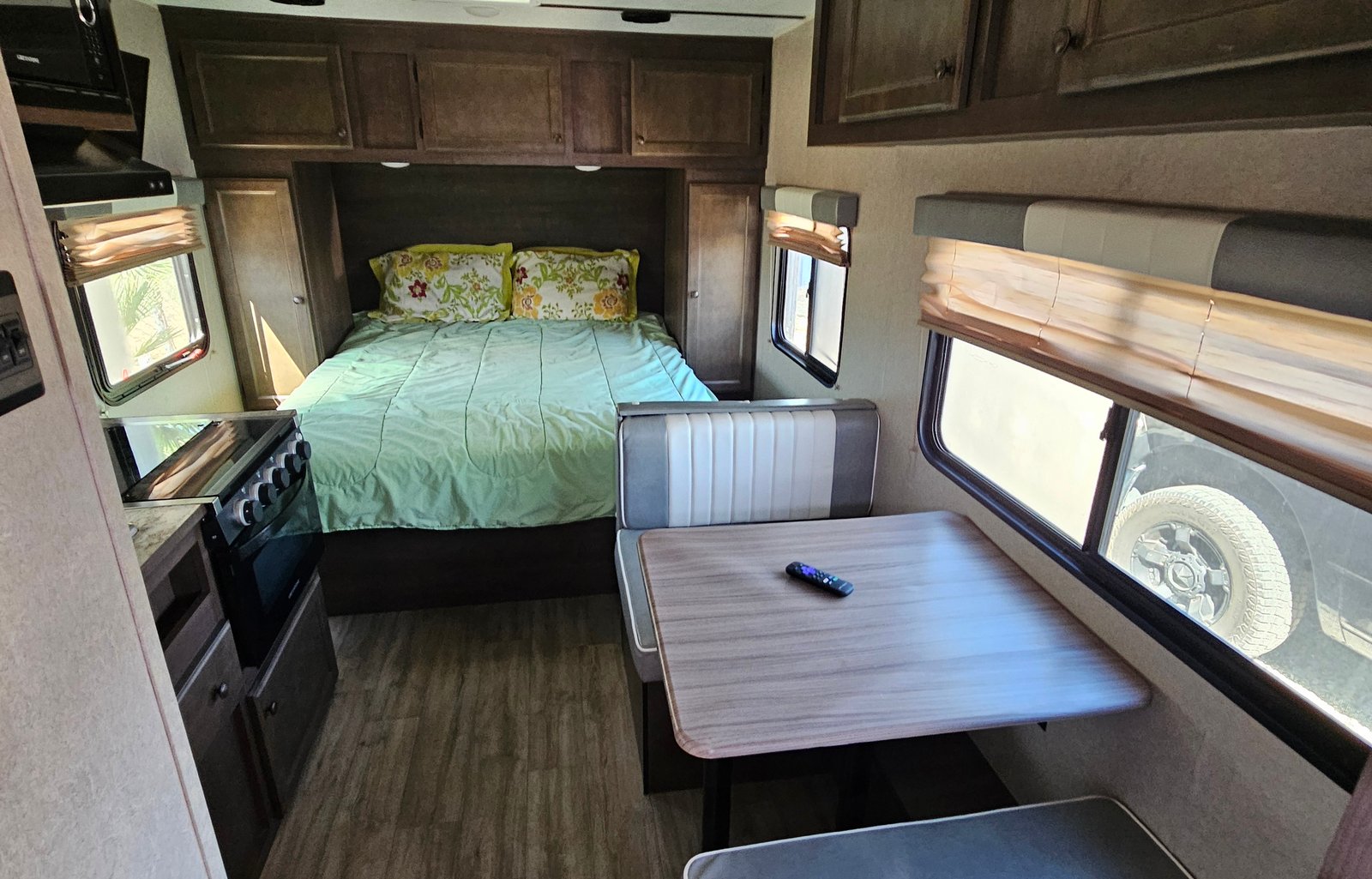 2022 Sunset Park RV Sun-Lite Classic 16BH