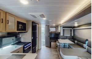 2024 Salem Cruise Lite Platinum 263BHXLX RV rental photo 4
