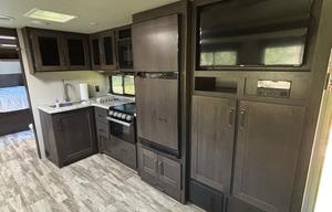 2022 Grand Design Transcend Xplor 321BH