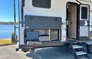 2021 Winnebago Industries Towables Minnie 2801BHS