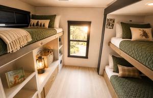 Flagship | Luxury Family Bunkhouse