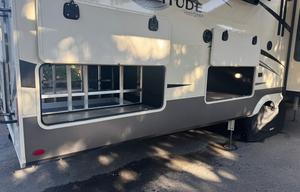 2021 Grand Design Solitude 382WB RV rental photo 7