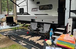 2022 Coleman Lantern LT Series 262BH RV rental photo 2