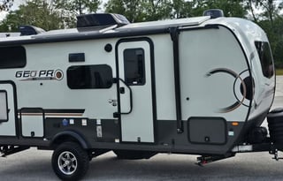 Experience the RV Adventure!