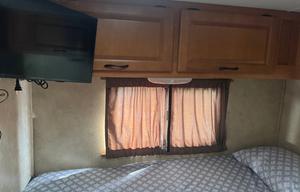 2013 Thor Motor Coach Four Winds 23U RV rental photo 15